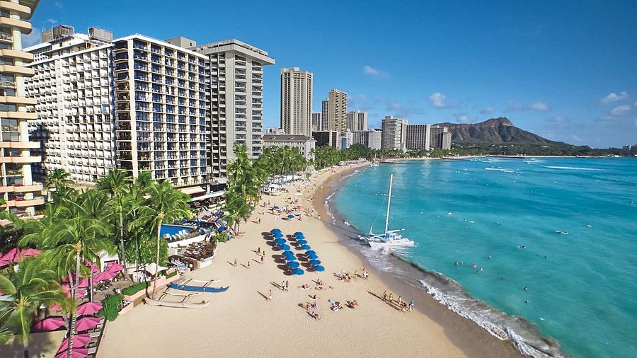 Maui & Oahu Vacation Package: 9 Days Sheraton Maui & OUTRIGGER Waikiki Beachcomber — Maui & Oahu